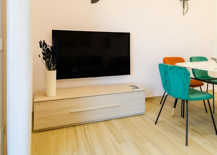 Estate4home - Domus Sirenum - Partenope Appartamento